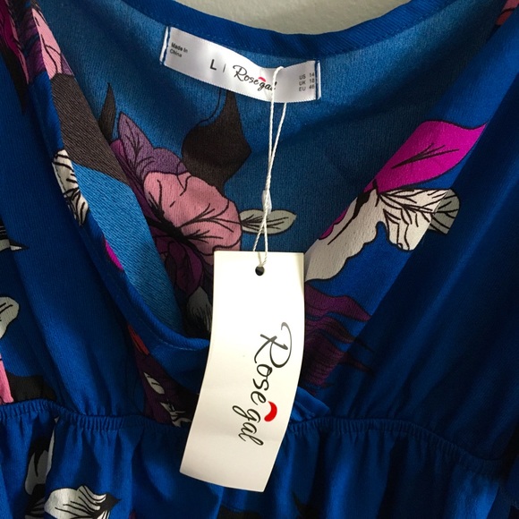 SOLD 🚨 NWT Floral Summer Dress Cap Sleeves Size Large - Picture 2 of 5